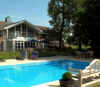 Sint Nicolaasga Landhotel De Ijsvogel מראה חיצוני תמונה