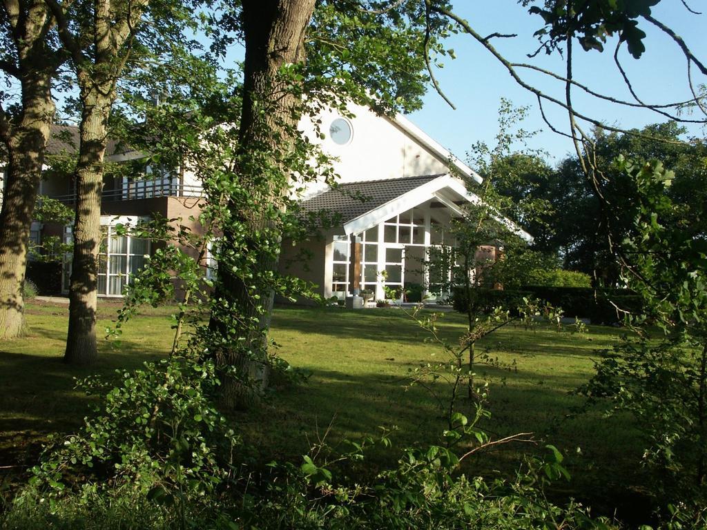 Sint Nicolaasga Landhotel De Ijsvogel מראה חיצוני תמונה
